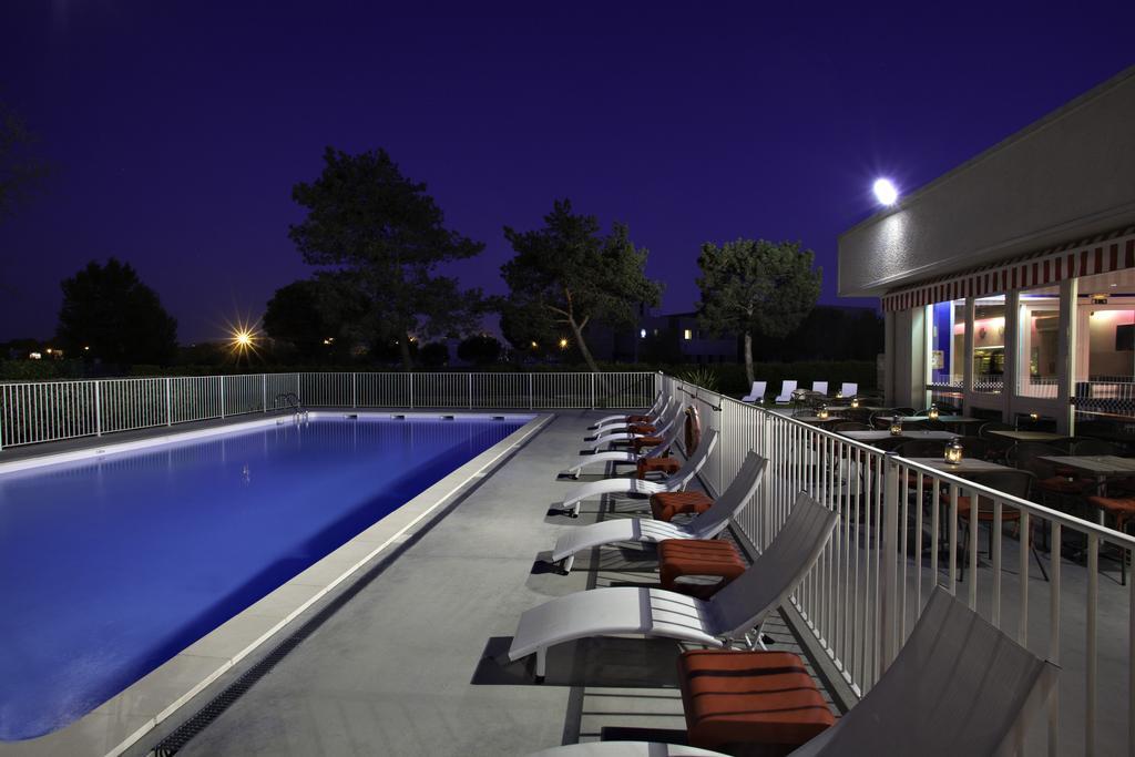 Sure Hotel By Best Western Bordeaux Aeroport Merignac  Luaran gambar
